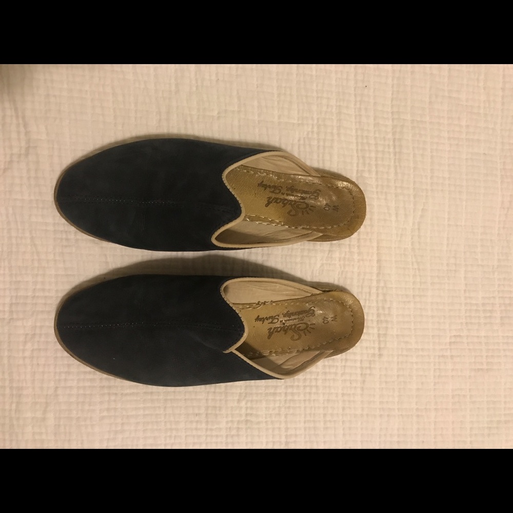 Sabah’s Slip-Ons Blue Suede Mules size 7.5